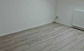 Pose d'un parquet semi massif à Sainte Geneviève des Bois
