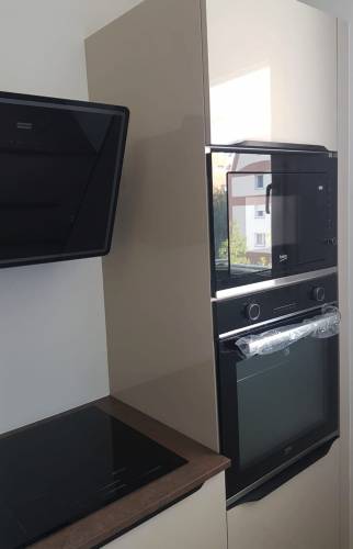 cuisine avec four et micro-ondes