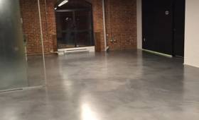 sol béton ciré garage moderne