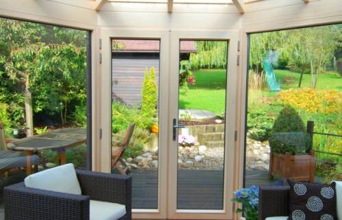 Création d'une véranda pour agrandir le salon