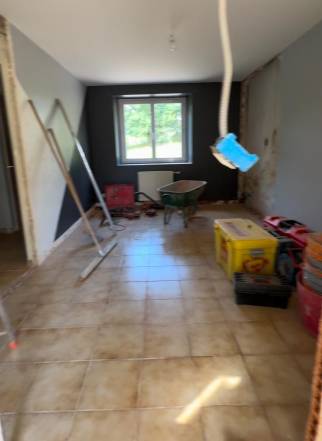 Ancienne chambre avant travaux de transformation en salon - Cholet 49300