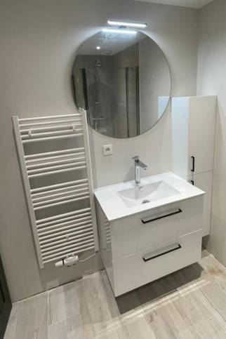 Salle de bain R - Meuble vasque architecte 73, décorateur intérieur 73, peintre 73, carreleur 73, plaquiste 73, plombier 73, électricien 73