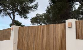 portail coulissant en bois