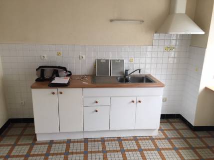 Ancienne cuisine avant travaux de rénovation - Nantes 44