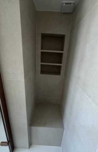 Niche de douche à trois compartiments à paris