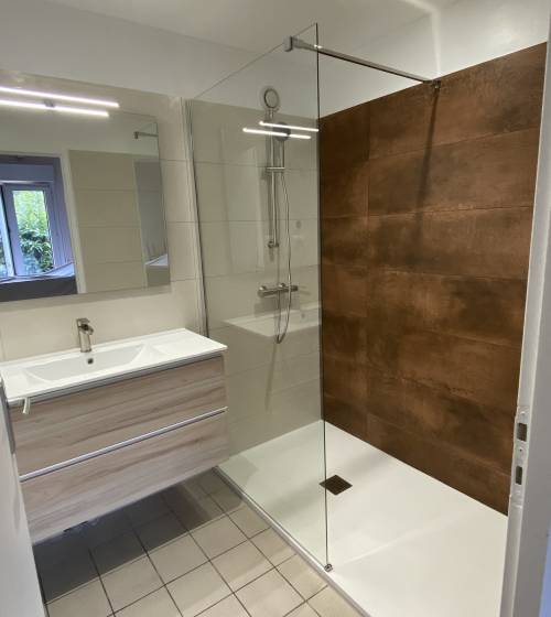 salle de bain rez-de-chaussée