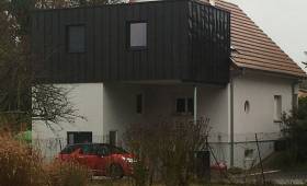 Extension de maison bois et zinc sur pilots près de Crécy-la-Chapelle (77100)