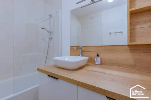 Rénovation complète de cet appartement pour une location meublée, quartier d'affaires Lyon Part Dieu