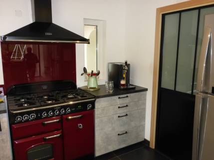 Création d'une cuisine équipée avec espace de cuisson - Villebrumier 82