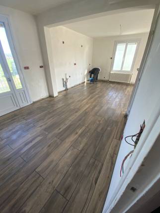 Nouveau revêtement de sol carrelage imitation parquet