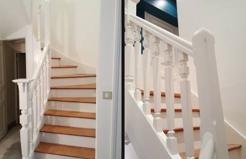 Vue conjointe escalier rez de chaussée puis accès à salle d'eau sous combles -  Saint-Germain-sur-Morin – 77860 -