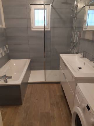 Travaux de rénovation de salle de bain - nouvelle salle de bain rénovée - Bourg-en-Bresse 01