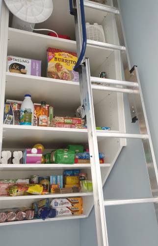 Vue sur le dessous de l'escalier