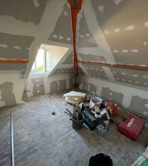 Isolation thermique ; rénovation énergétique ; toiture ; aménagement combles