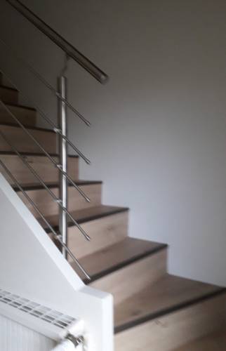 Escalier habillé + rambarde inox à St GERVAIS LA FORET (41)