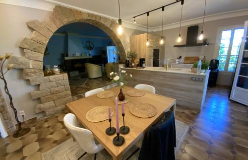 Cuisine moderne et rustique La Maison Des Travaux Alès