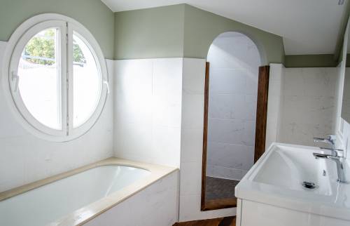 Salle de bains & douche terminée !