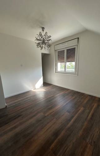 Transformer ses combles en étage à vivre : une rénovation complète à Saint-André-les-Vergers chambre 2