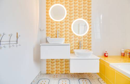 Création d'une salle de bain colorée à Vertou