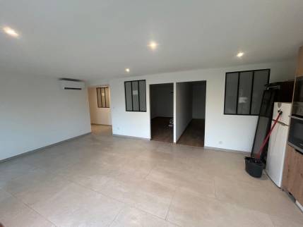 Aménagement de souplex en espace habitable confortable - Chatuzange-le-Goubet 26300