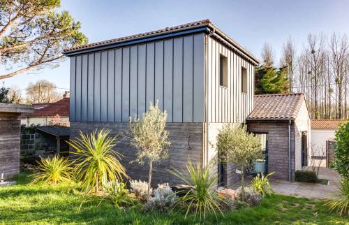 Surélévation d'une maison de 23 m² à Saint Sébastien (44)