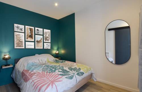 Rénovation T1 Aix-Les-Bains chambre après 1