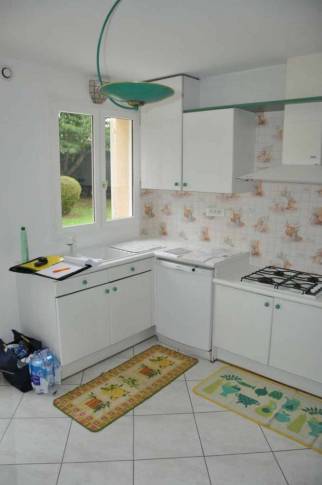 Ancienne cuisine avant travaux de rénovation - Brie-Comte-Robert 77170