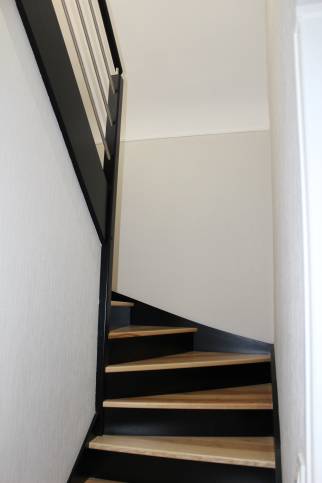 Escalier bois refait