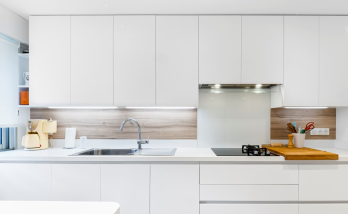 Rénovation complète d’une cuisine à Couëron : un espace moderne, lumineux et fonctionnel 1