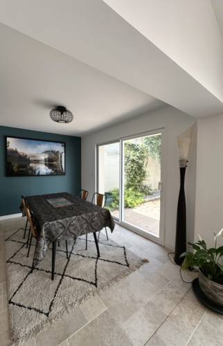  Rénovation Complète d'une Échoppe Bordelaise  avec Extension 