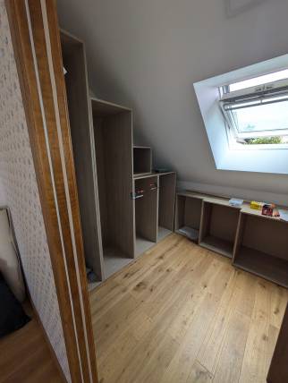 Dressing sous comble (Caen 14000)