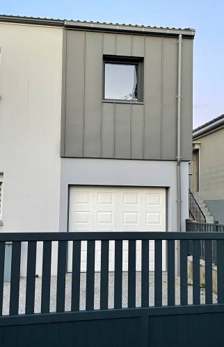 Surélévation de 20 m² pour créer une chambre et un dressing