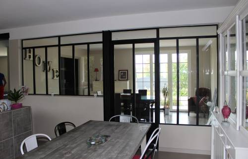 salle à manger verrière d'atelier sur-mesure