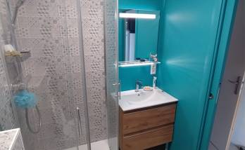 Transformation d’un garage en bureau et salle de bain à Champier