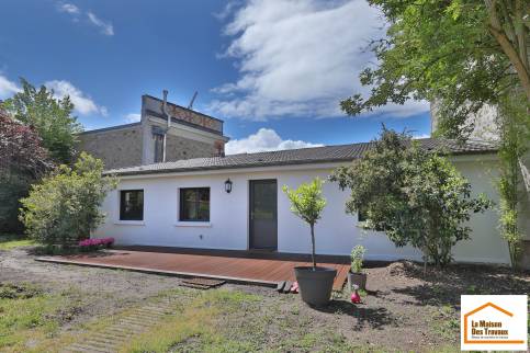 Dépendance et jardin rénové (Essonne)