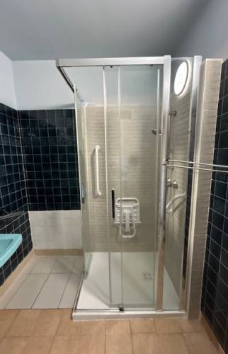 Rénovation de salle de bain à Saint-André-les-Vergers avant