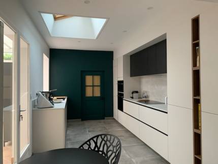Sol de cuisine en carrelage gris