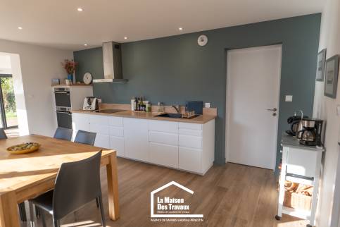 Rénovation cuisine avec mobilier sur mesure