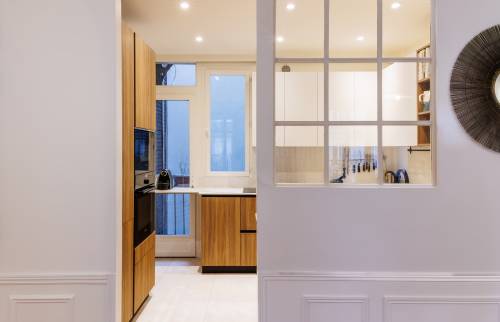 Accès à la cuisine repensé - Versailles