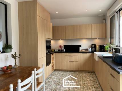Cuisine aménagée bois