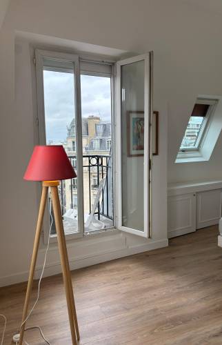 renovation-haut-de-gamme-paris17-vue-tour-eiffel