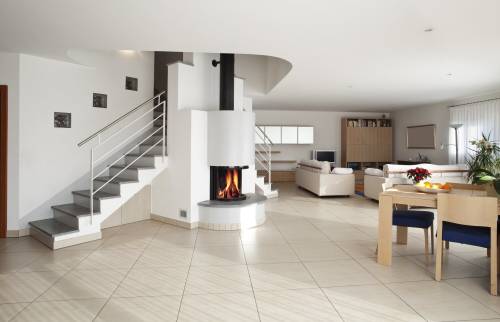 Travaux de création d'une cheminée dans un salon 