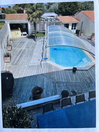 normes construction local piscine