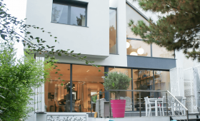 Vue extérieur surélévation maison et terrasse moderne