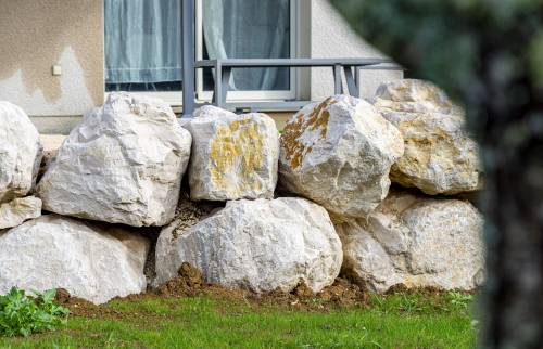 Aménagement de terrasse en enrochements