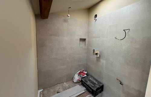 rénovation complète d’un appartement en cours d’acquisition (69340 FRANCHEVILLE)