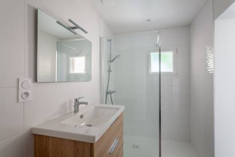 Rénovation d'une maison de famille avec construction d'un garage double