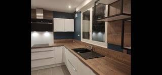 cuisine équipée après rénovation 