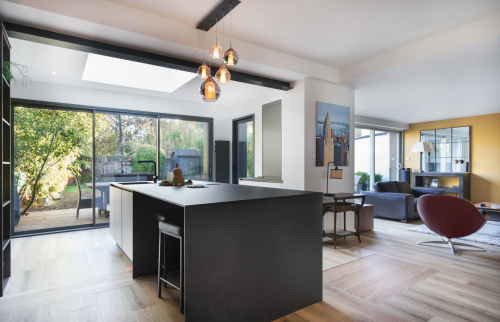 Rénovation de la pièce de vie cuisine et salon à Vertou (44120)