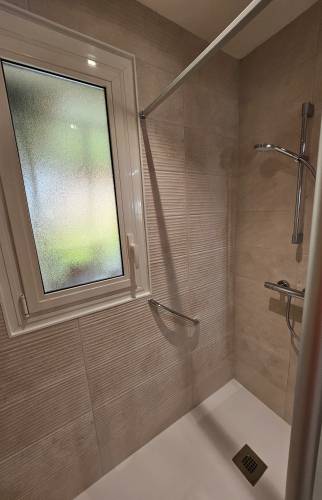 Rénovation complète d’une salle de bain à Troyes : modernité et confort au quotidien